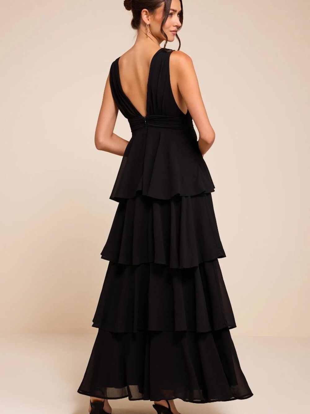NWT LULU'S AMAZING BLACK TIER FORMAL